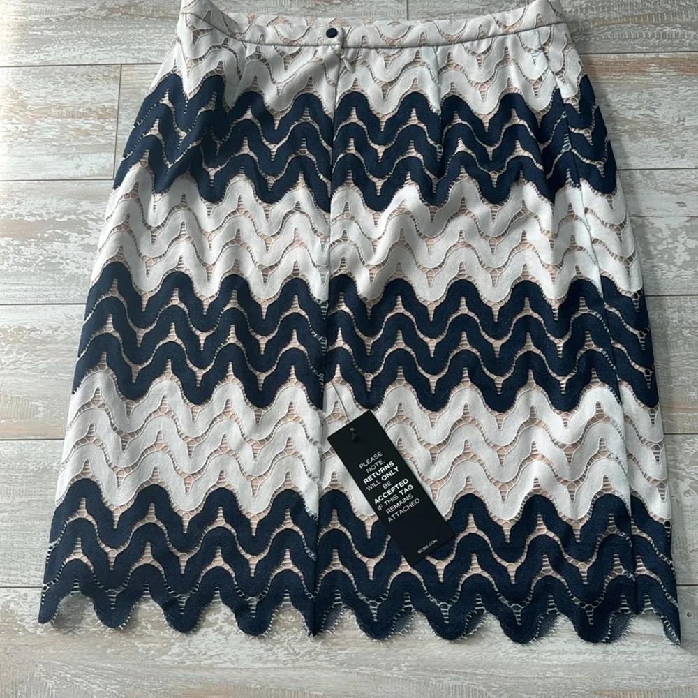 NEW bcbgmaxazria shelby wavy chevron mesh‎ lace blouse and skirt matching Set